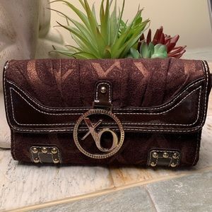 XOXO Organizer Tri-fold Wallet